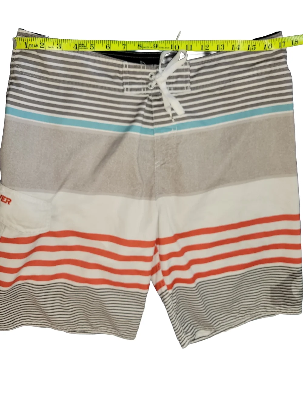 Quiksilver brand size